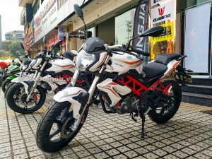 Benelli TNT 150 dan Benelli TNT 135