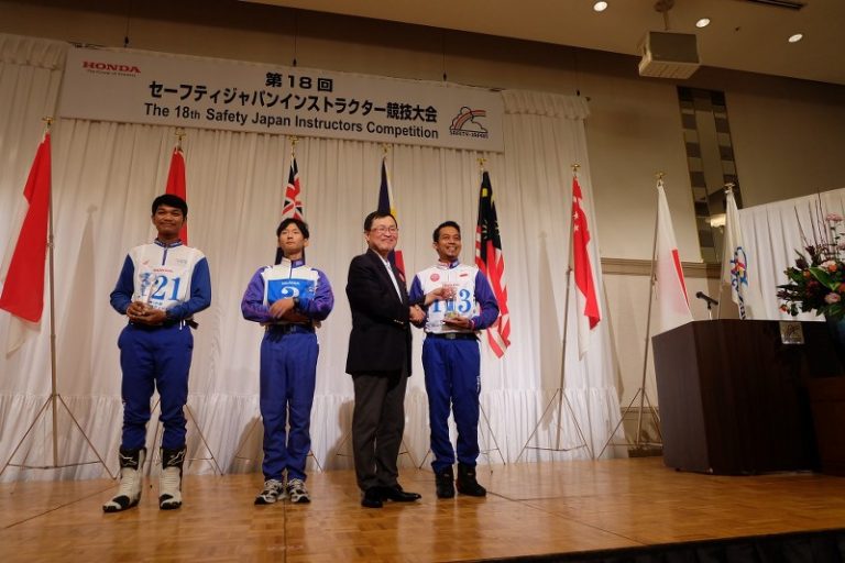 Fendrik Alam Pribadi Pertahankan Tradisi Juara Kompetisi Safety Riding International