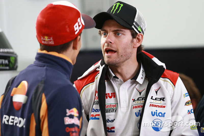 Cal Crutchlow Tak Akan Mengalah Demi Marquez