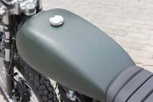 Suzuki GN 125 Tracker Army