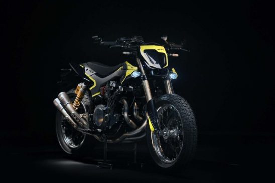 Yamaha XJR1300 Flat Track