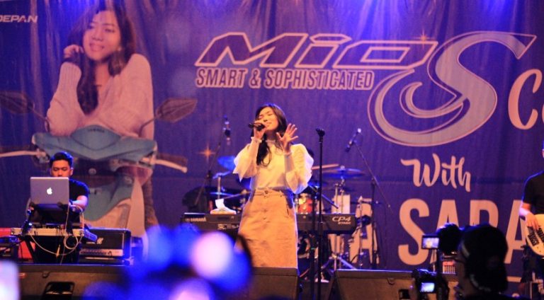 Roadshow Concert Mio S feat Isyana Sarasvati