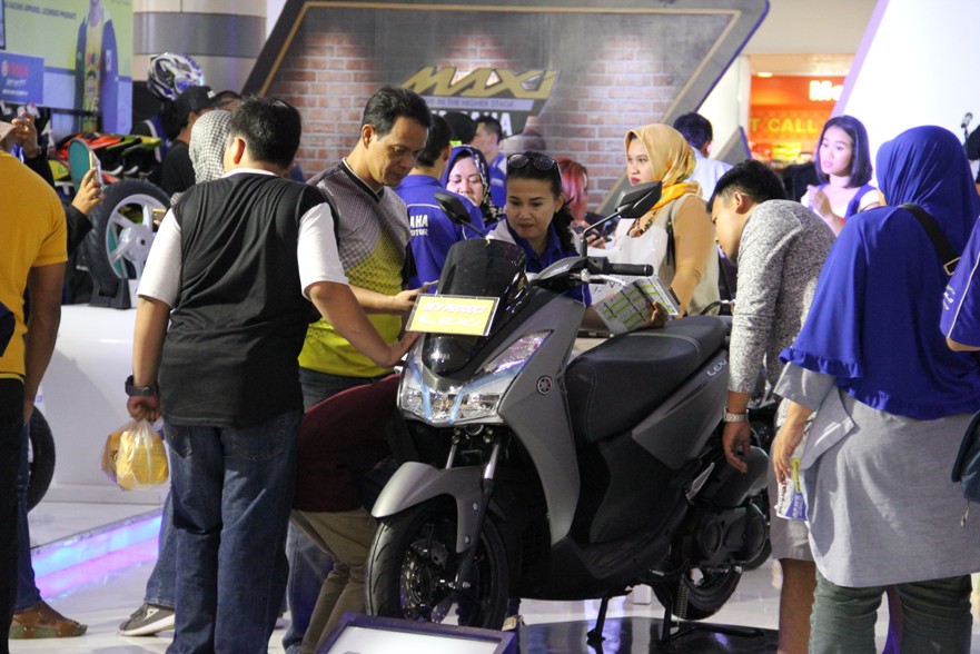 Blue Core Yamaha Motor Show