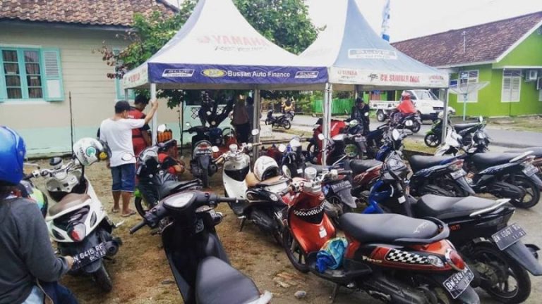 Sembako dan Servis Gratis Untuk Korban Banjir Muntok Dari Yamaha