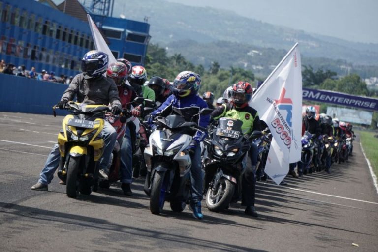 Victory Lap Yamaha Sunday Race