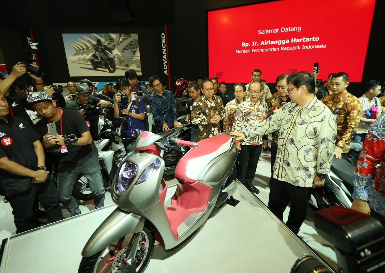 sepeda motor konsep skutik generasi terbaru Honda